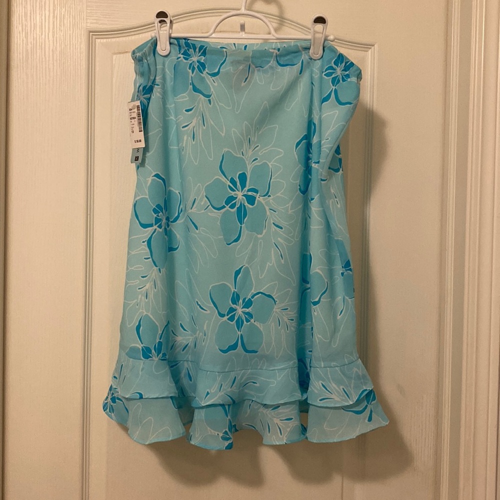 Blue flowered skirt with frill bottom